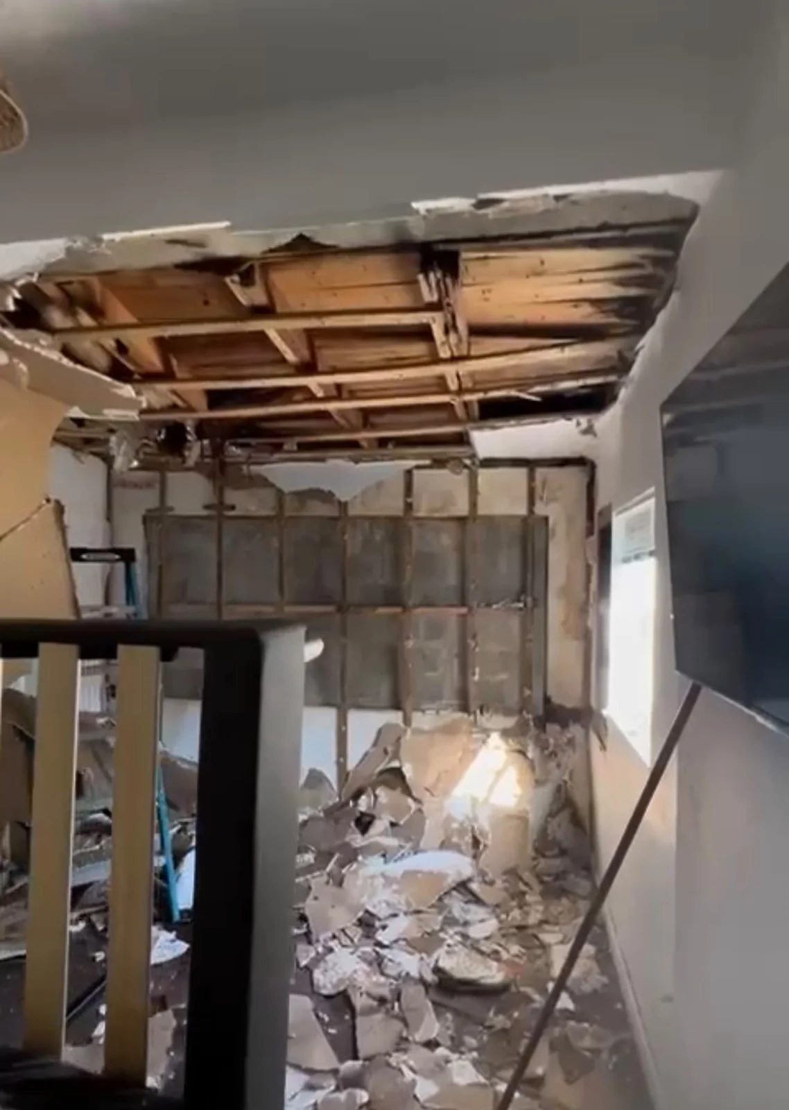 Ceiling · Work in progress
