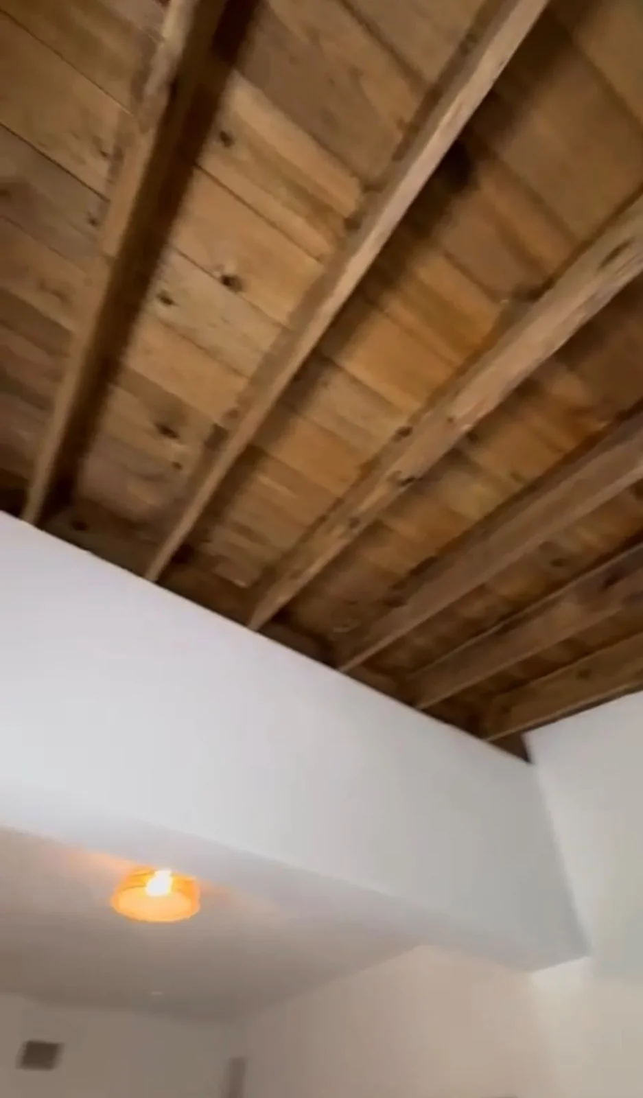 Wood ceiling · Progress view